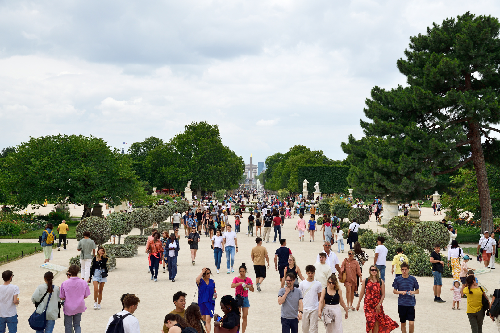 A Sunday afternoon in Paris