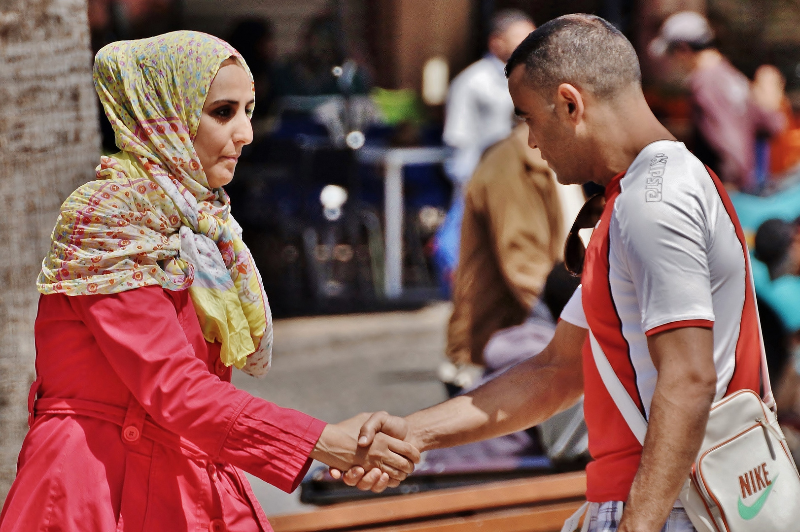 A Tanger Foto & Bild streetfotografie mit menschen, kommunikation