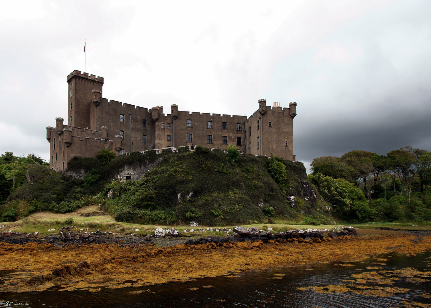 a touch of SCOTLAND - Dunvegan Castle