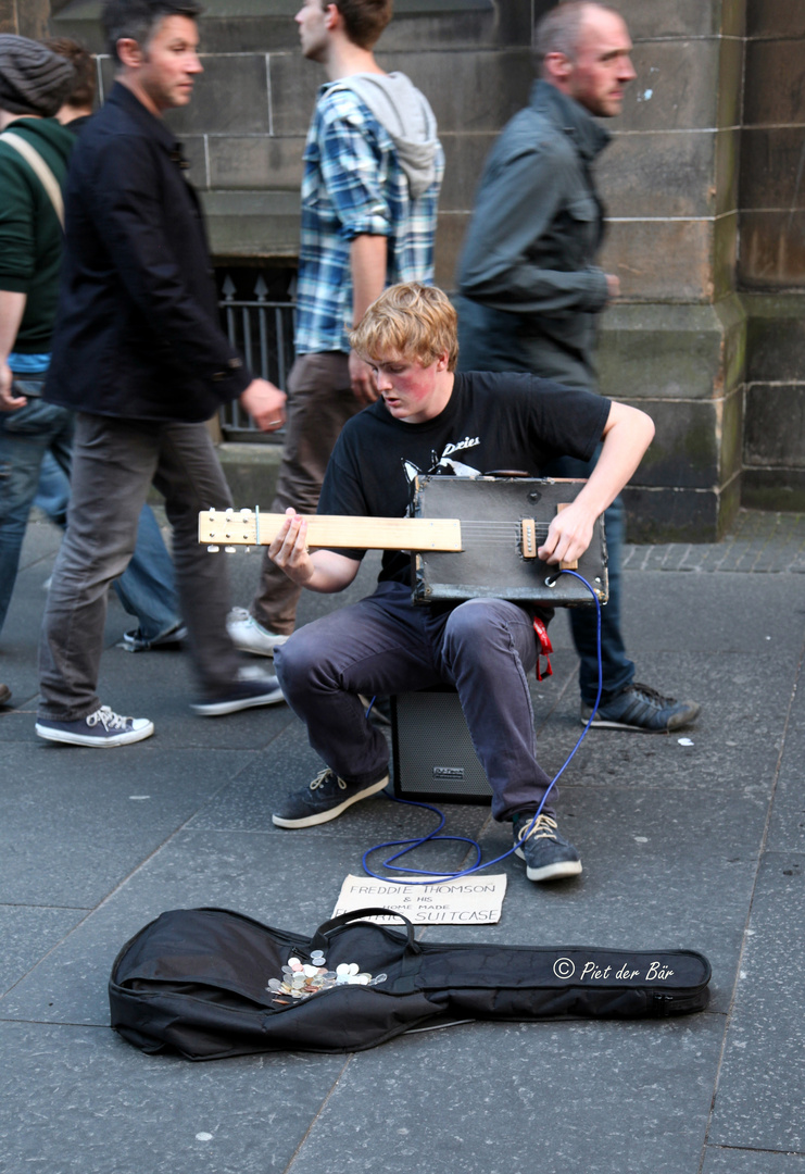 a touch of SCOTLAND - Electric Suitcase