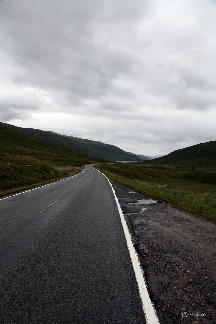 a touch of SCOTLAND - long Way to skye