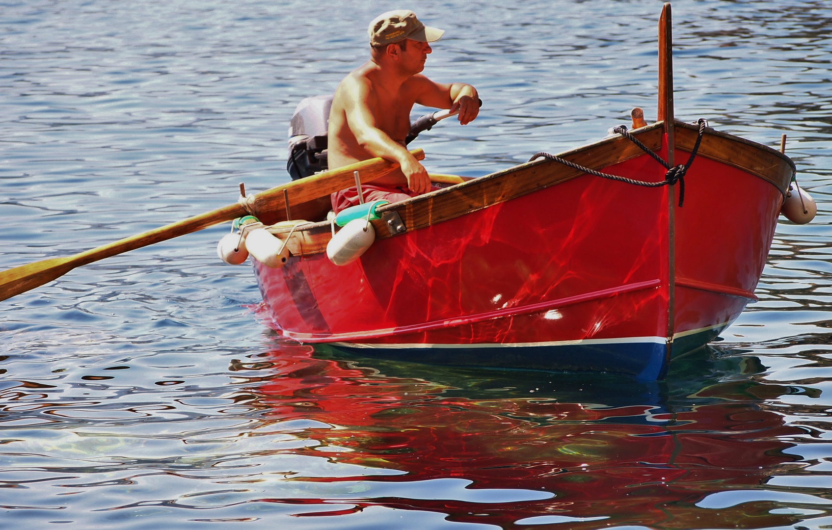 à venise un tour en gondole , en ligurie un tour en canot de peche.....