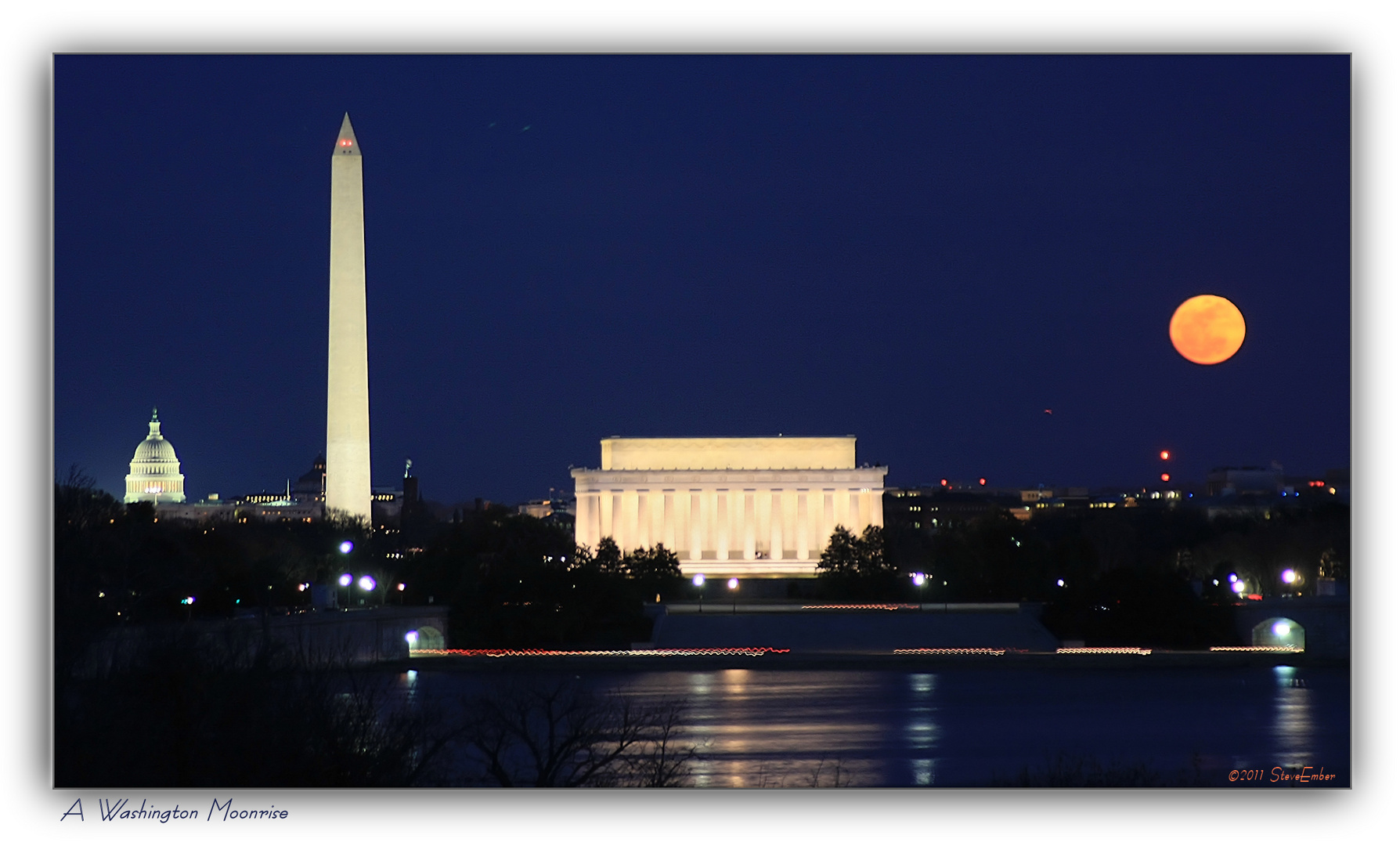 A Washington Moonrise