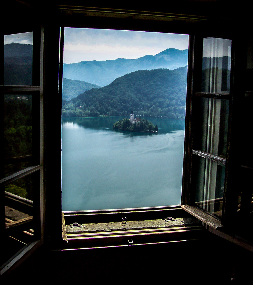 A window on a Lake