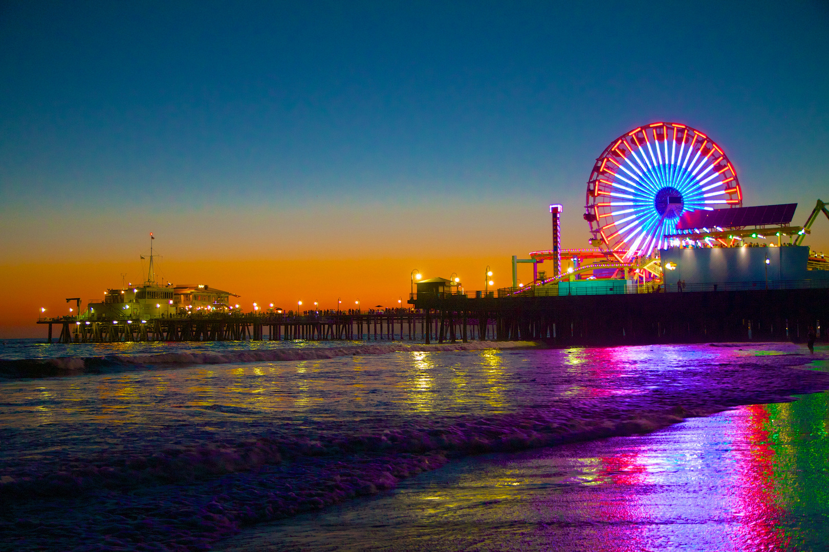 A wonderful sunset in Santa Monica