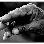 A worker's hand - smoking ...