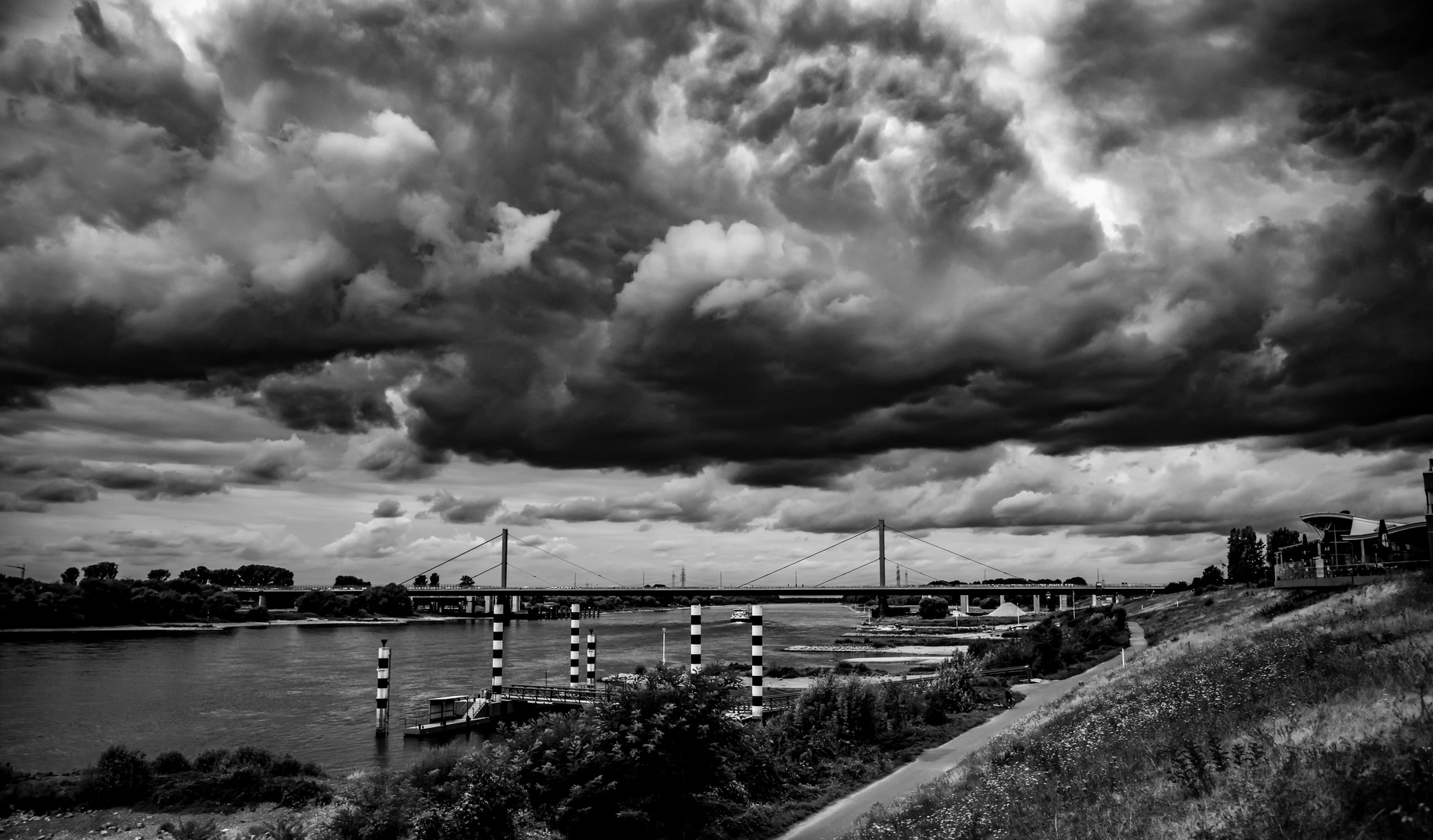 A1 Brücke bei Leverkusen 