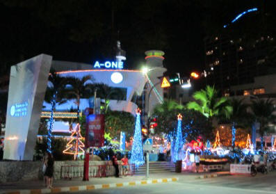 A1 Hotel in Pattaya by Night