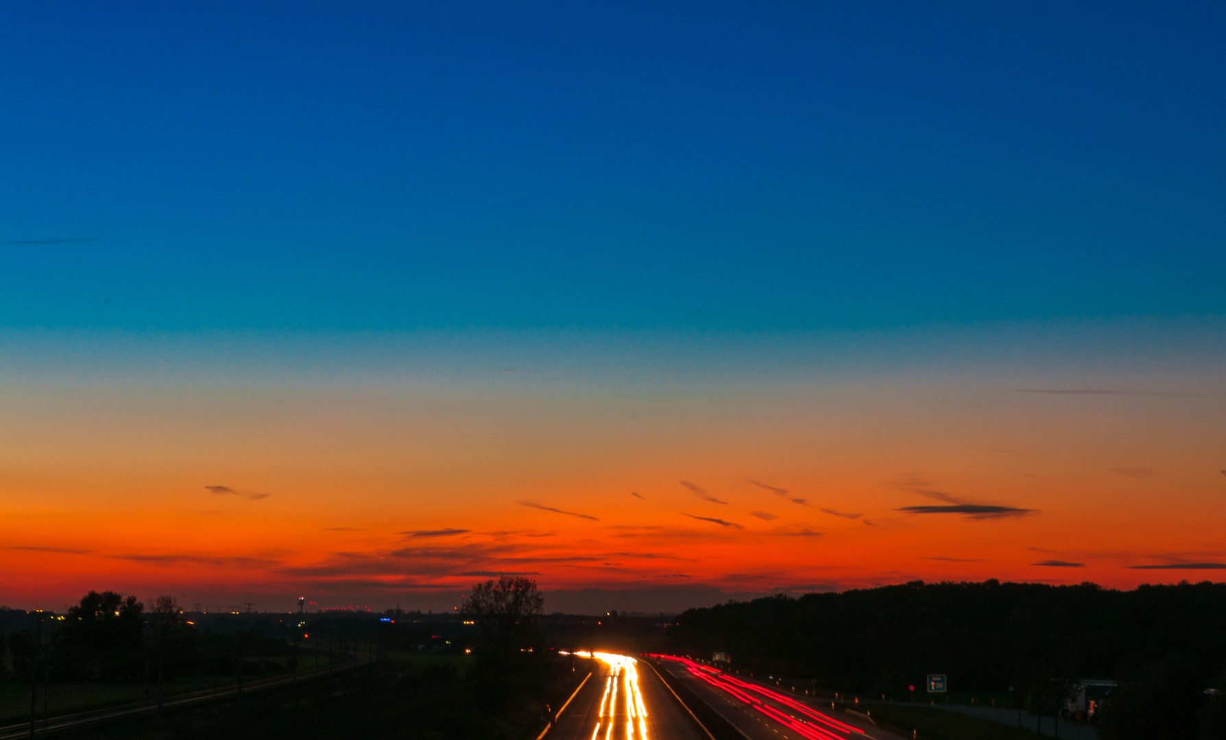 A14 bei Nacht