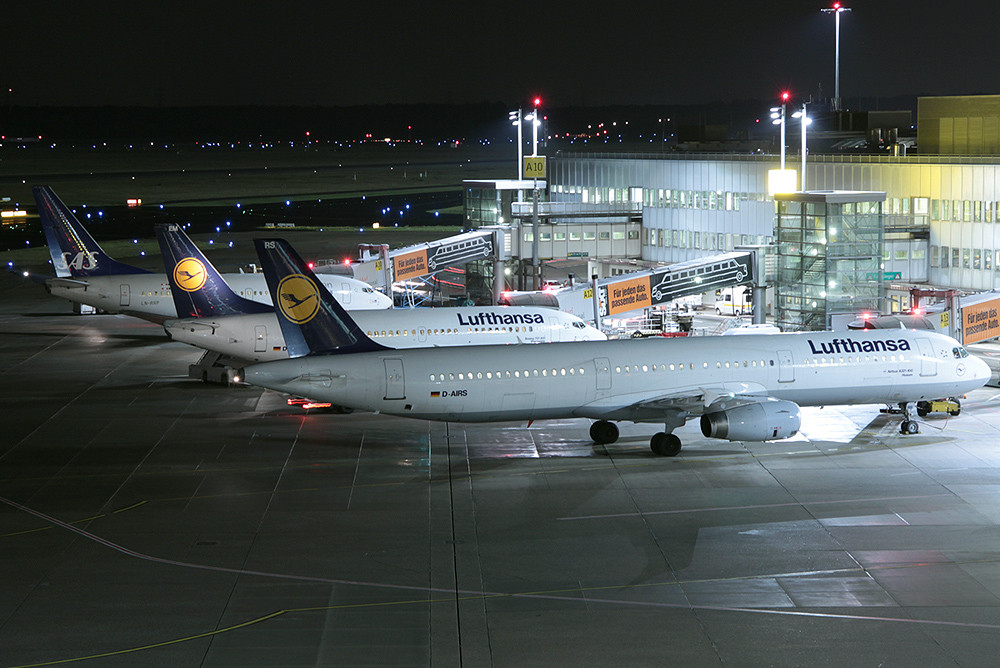 A321-100 Lufthansa D-AIRS