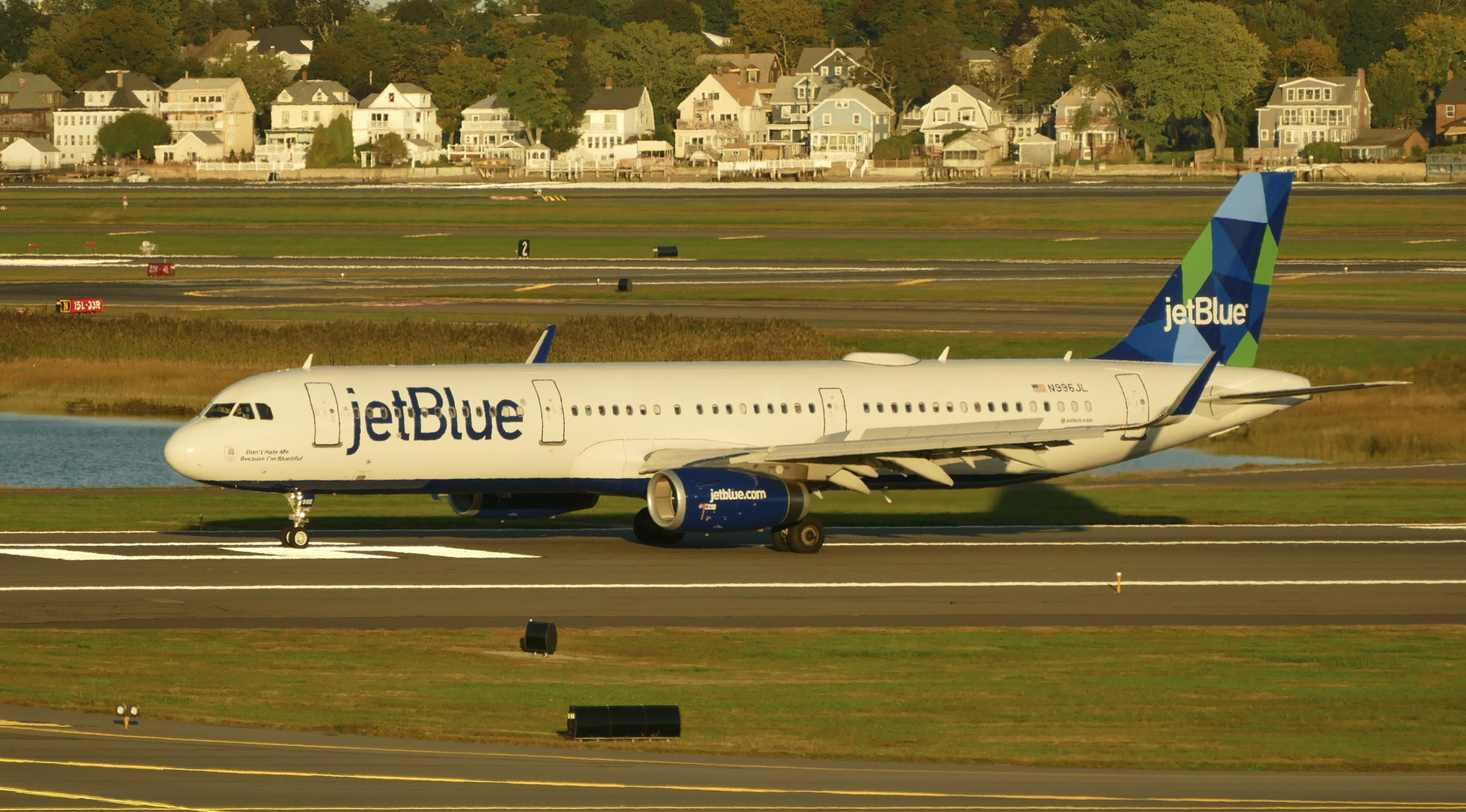 A321 der JetBlue auf dem Logan-Airport von Boston