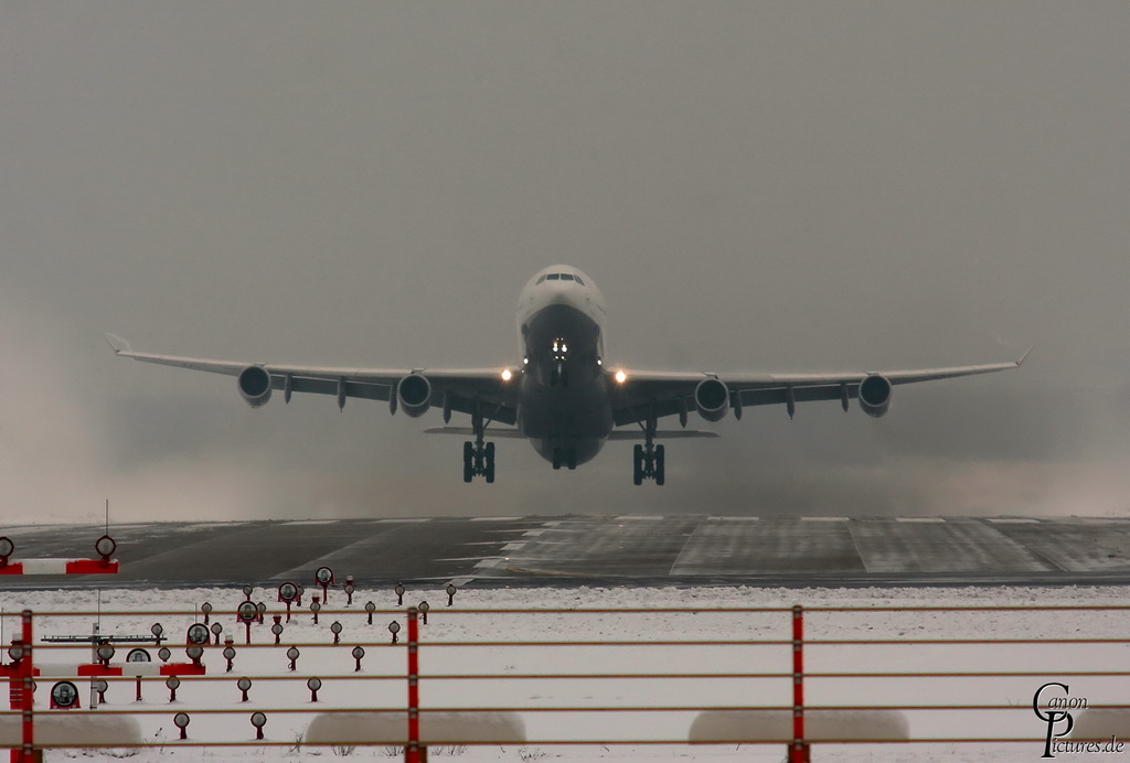 A340-300