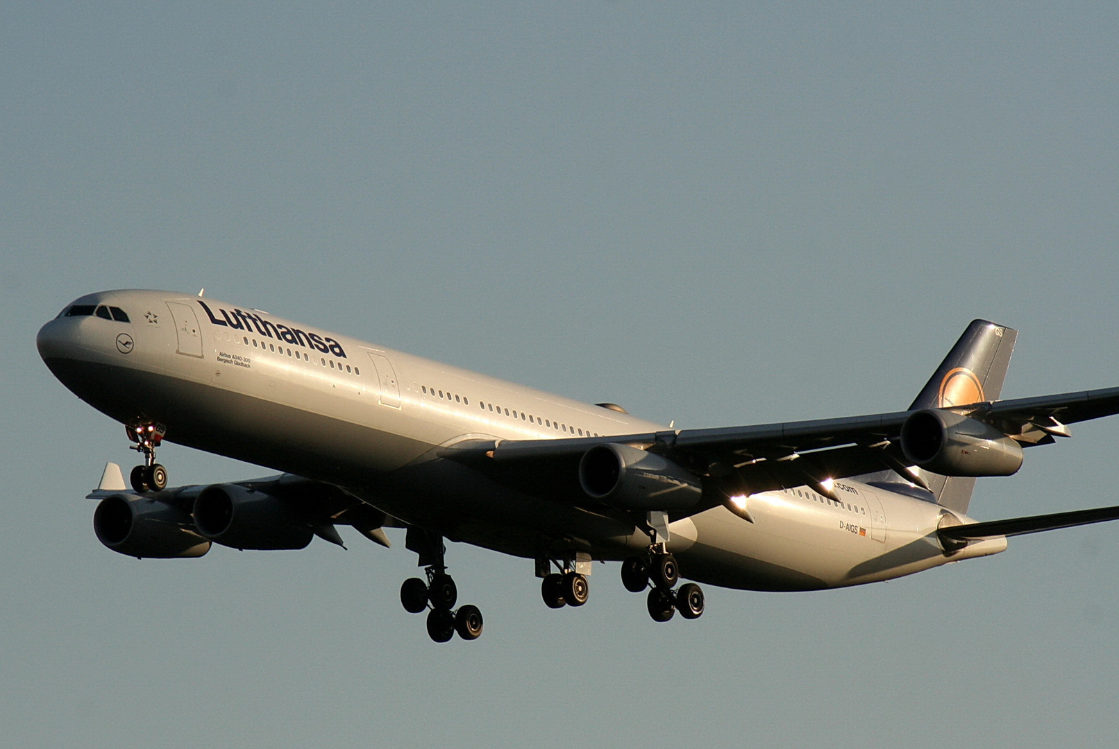 A340-300 D-AIGS