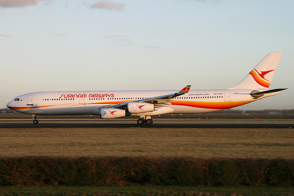 A340-300 Surinam Airways PZ-TCP