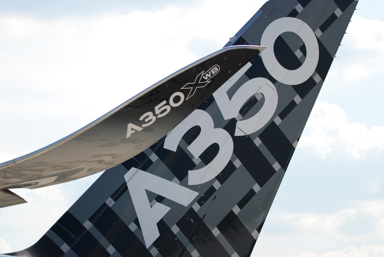 A350