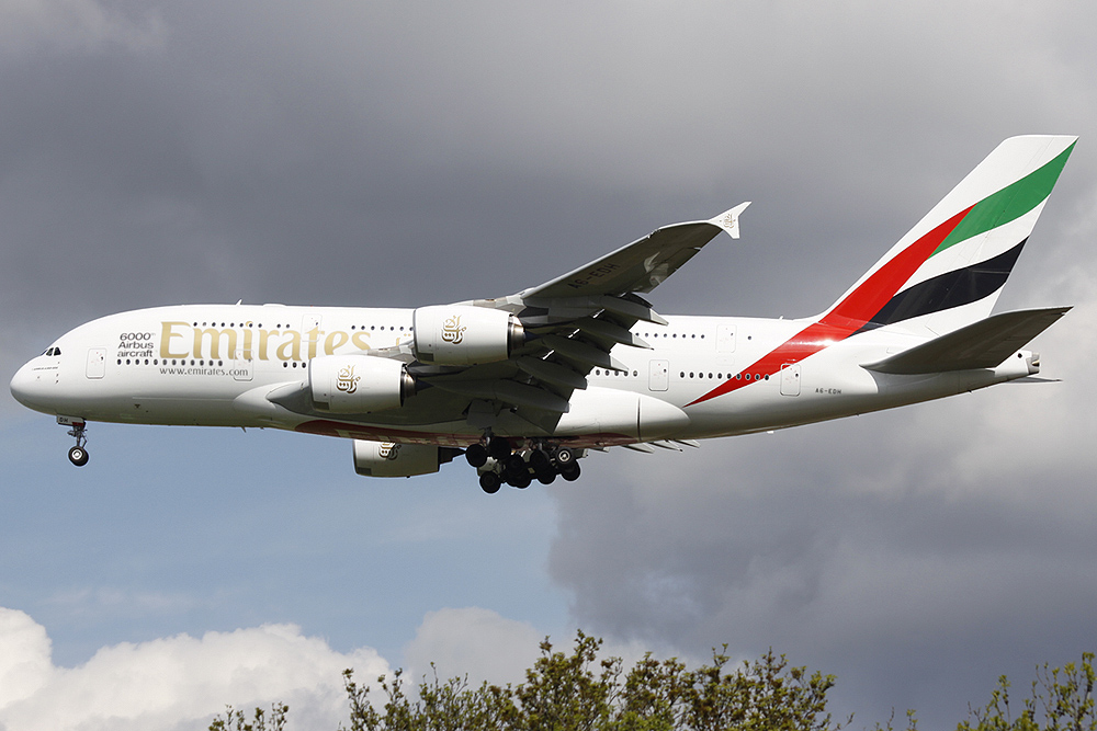 A380-800 Emirates A6-EDH "6000th"
