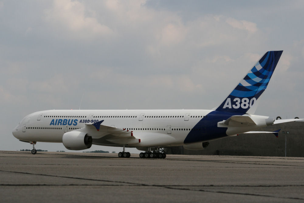 A380-900