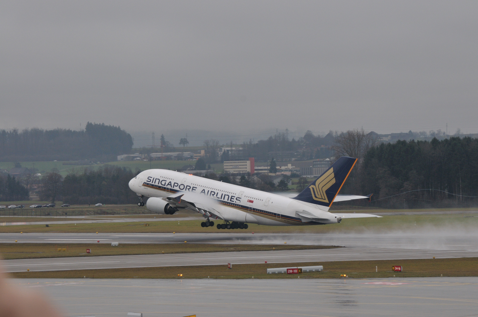 A380 beim Take Off Zürich