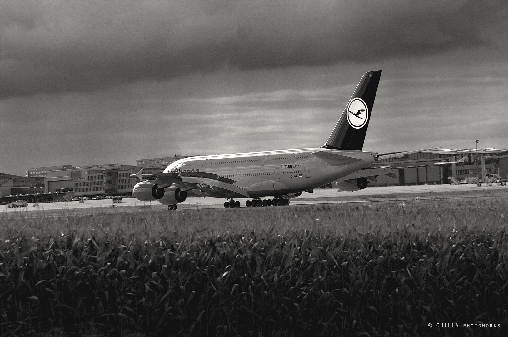 A380-BLACKWHITE