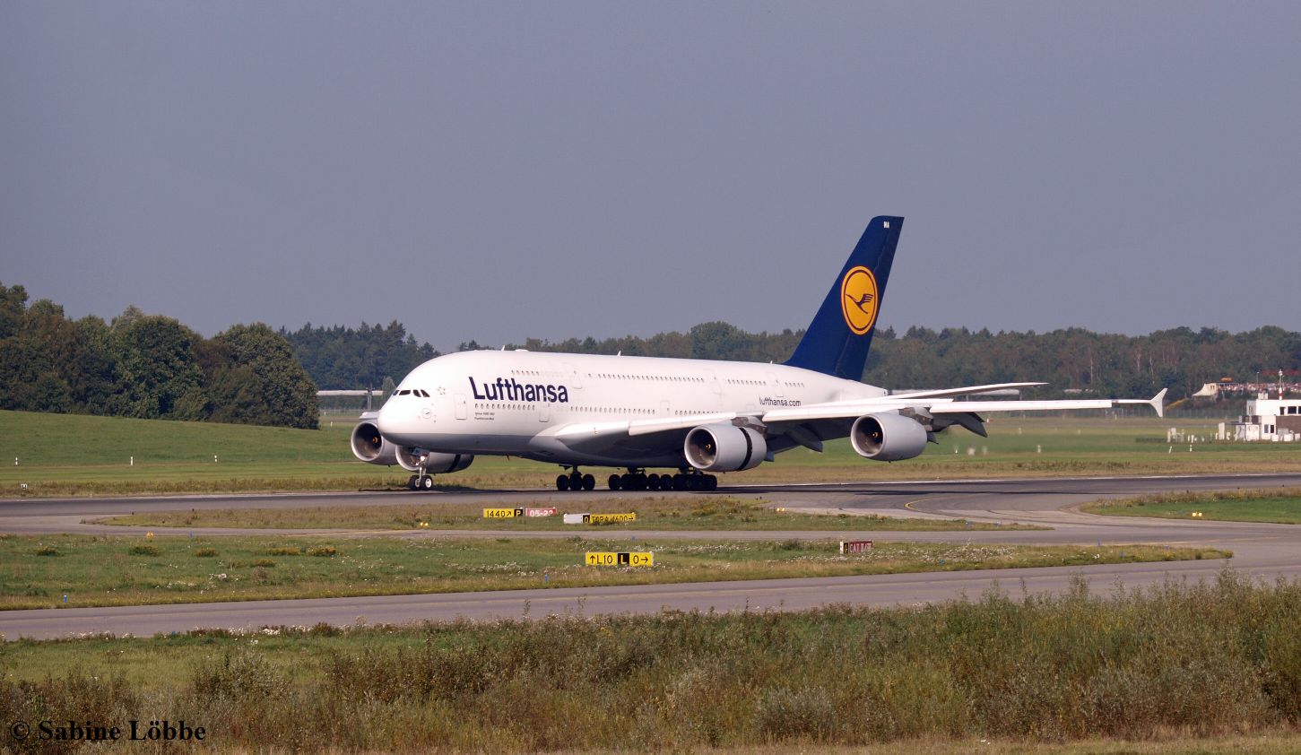 A380: gelandet (2)