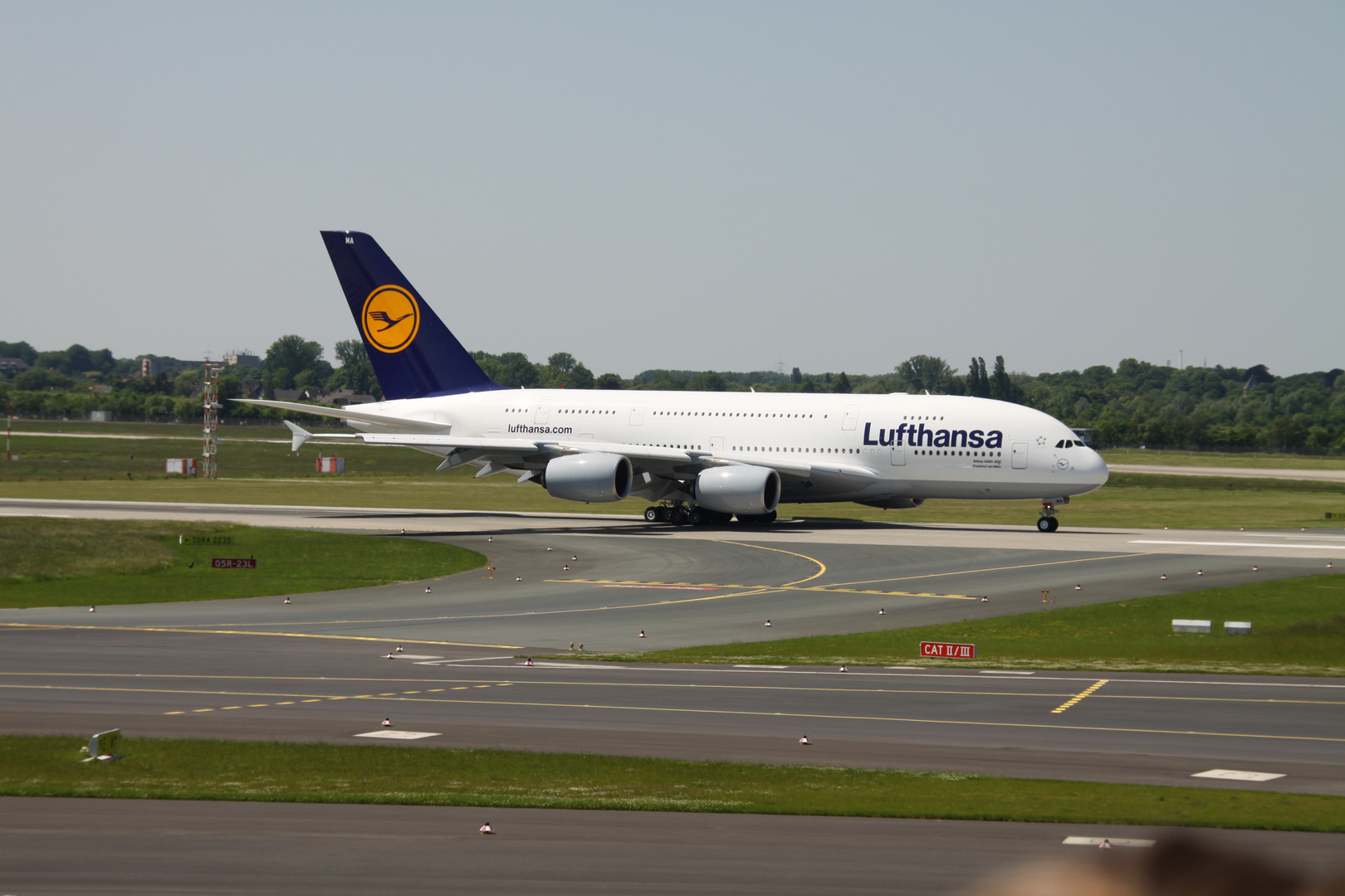 A380 in Dus / 3