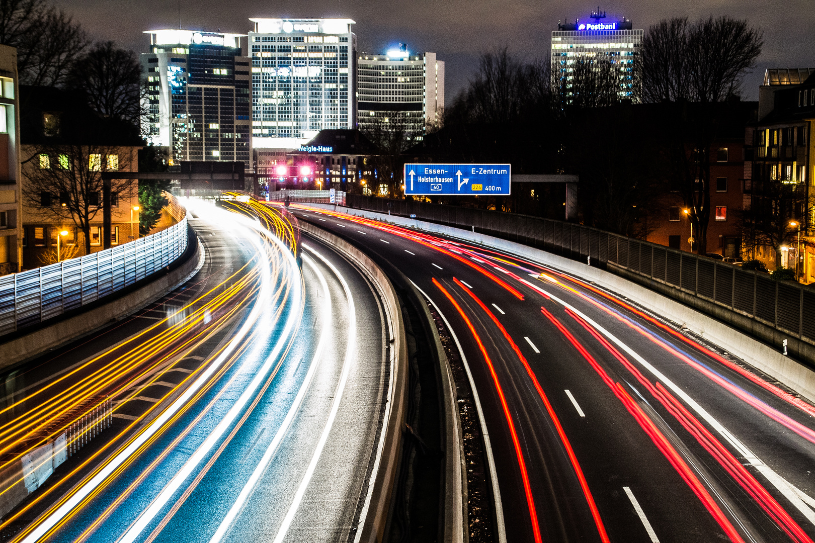 A40 - Ausfahrt Essen-Zentrum