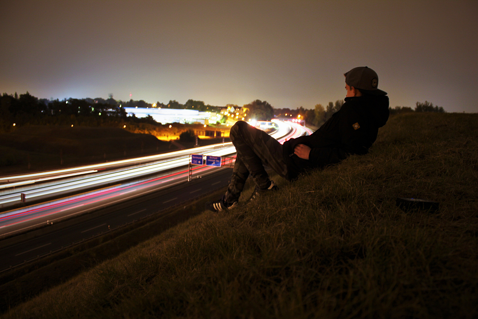 A40 bei Nacht.