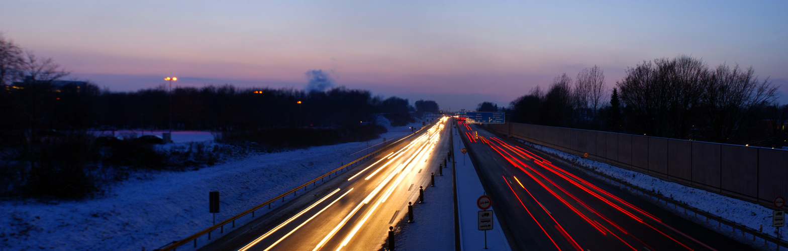 A40 Panorama bei Nacht