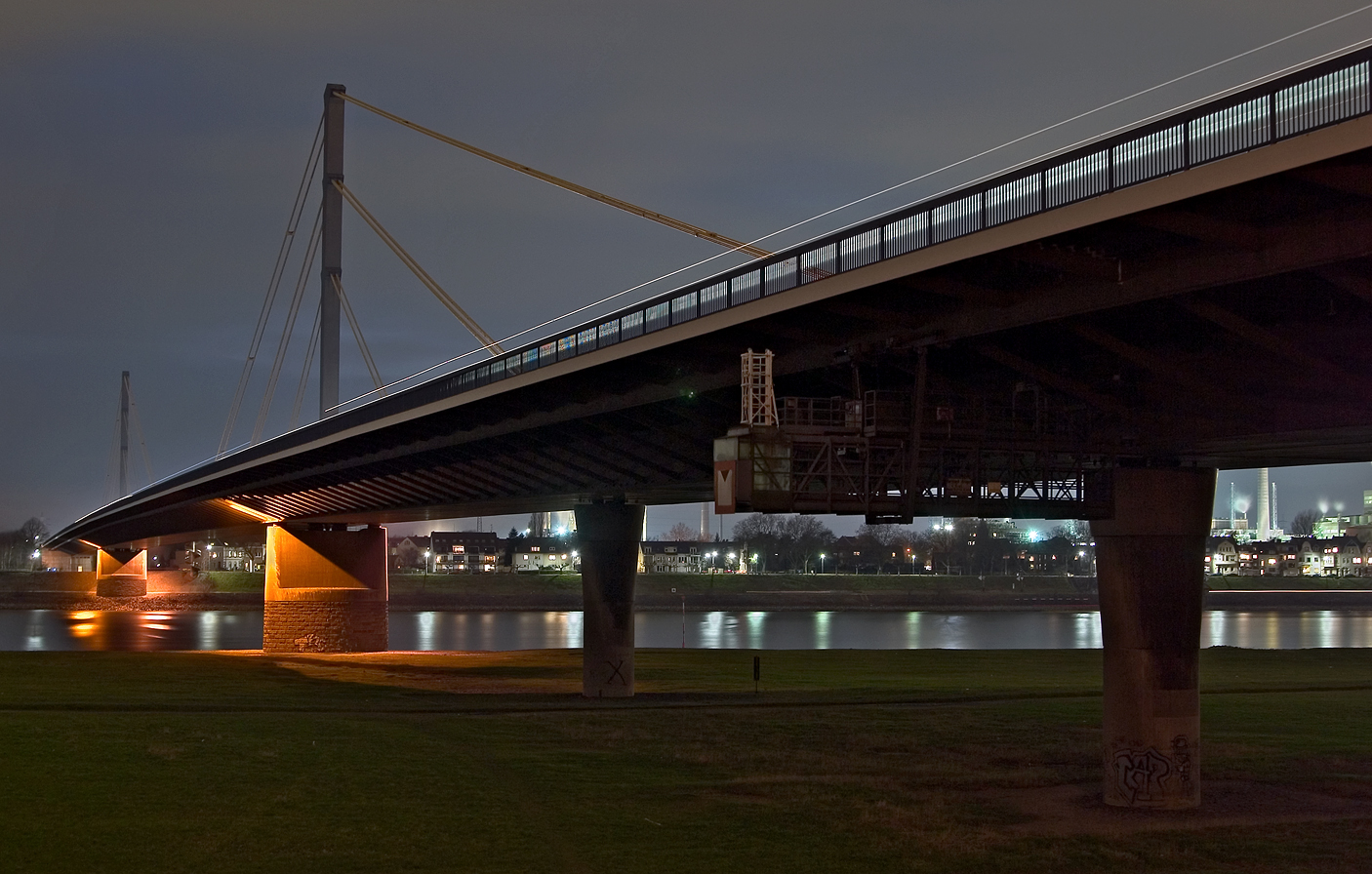 A40 Rheinbrücke