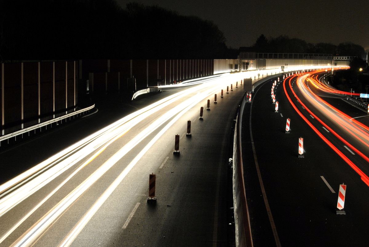 A40 Wattenscheid bei Nacht