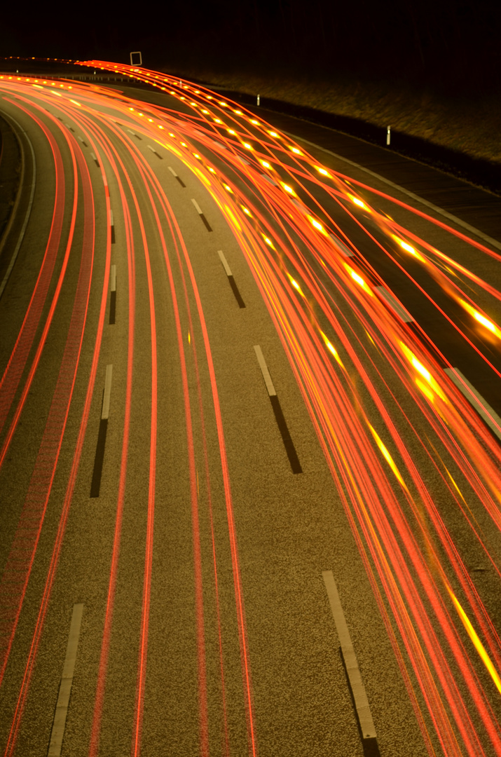 A45 bei Nacht.