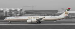 A6-EHK - Etihad Airways - Airbus - A340