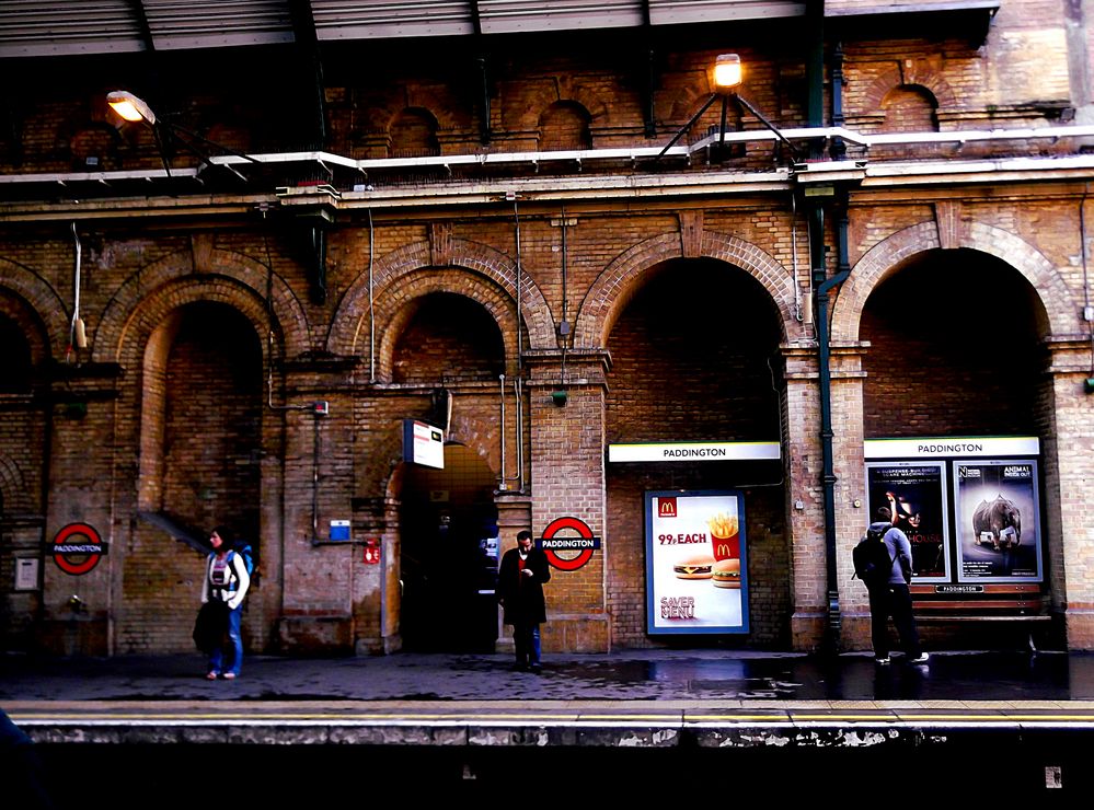 paddington station - mind the gap! de JuneMorris