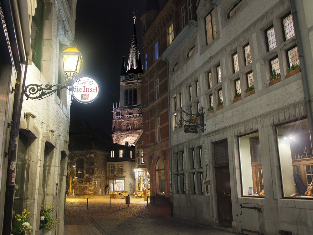 Aachen bei Nacht