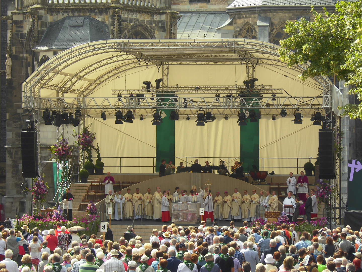 Aachen - Katschhof - Heiligstumfahrt 2014