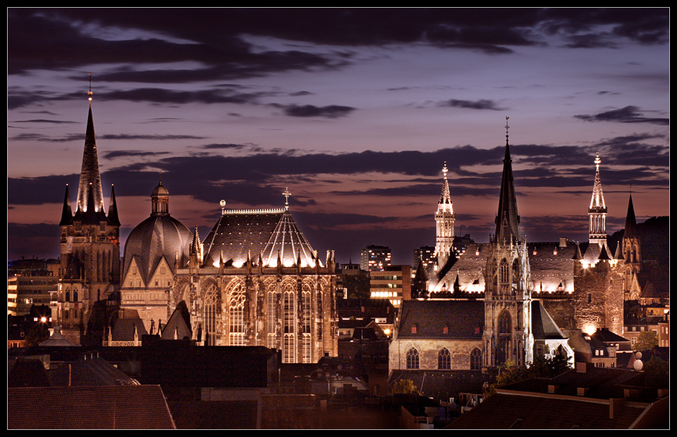 Aachener Dom, Rathaus, St. Foillan