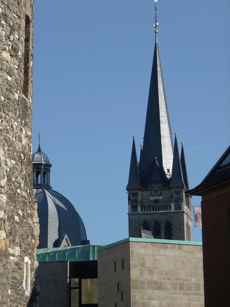 Aachener Dom und Rathaus (Teilansichten)