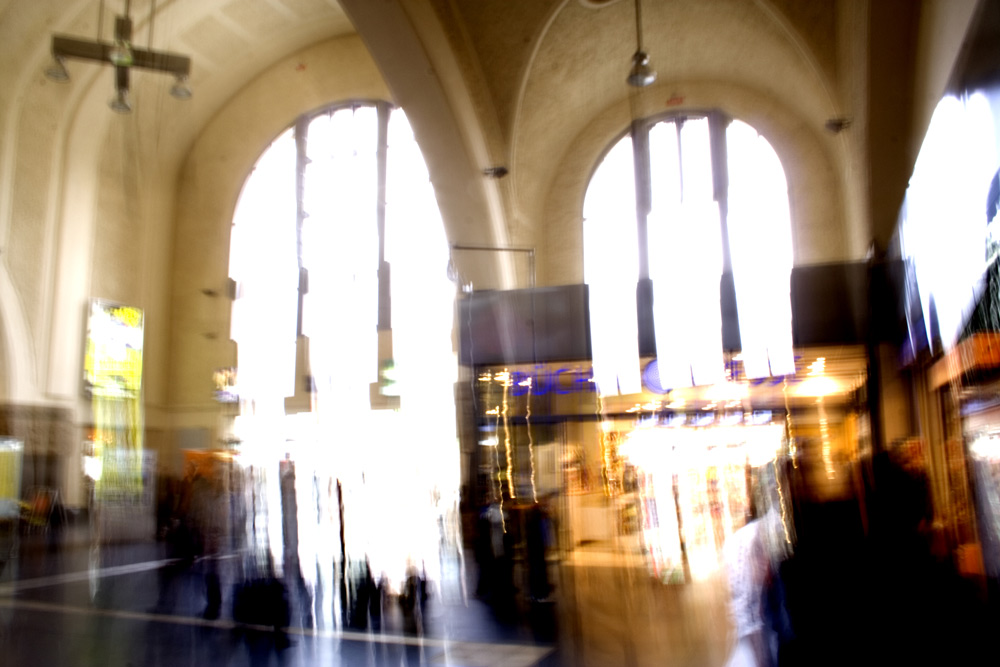 Aachener Hauptbahnhof - Lichtdurchflutet