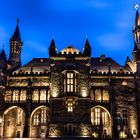 Aachener Rathaus zur blauen Stunde