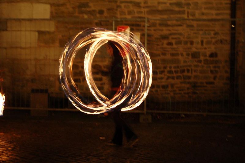 Aachener Weihnachtsmarkt und ein Spiel mit dem Feuer