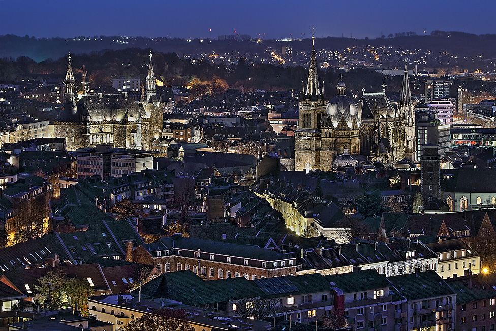 Aachen@night