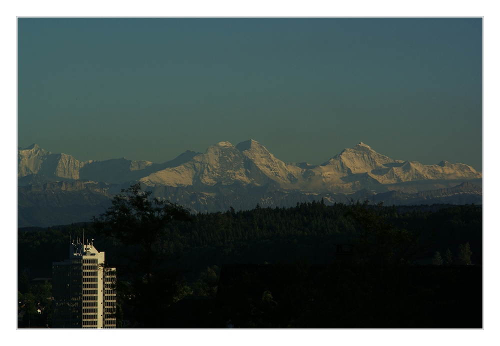 Aarau, am Fusse von Eiger, Mönch und Jungfrau