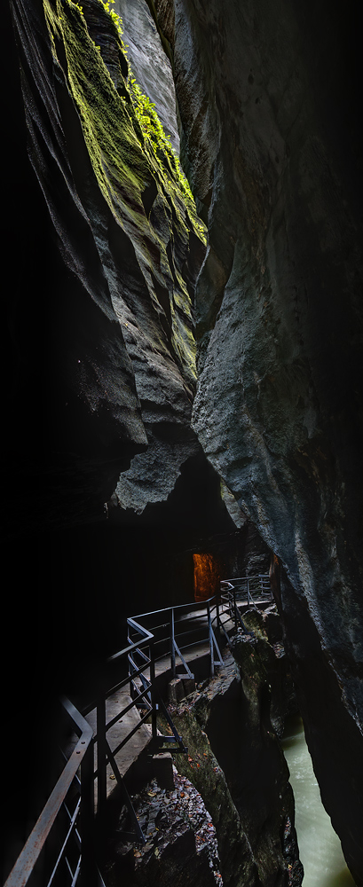 AARE-SCHLUCHT MEIRINGEN (2)