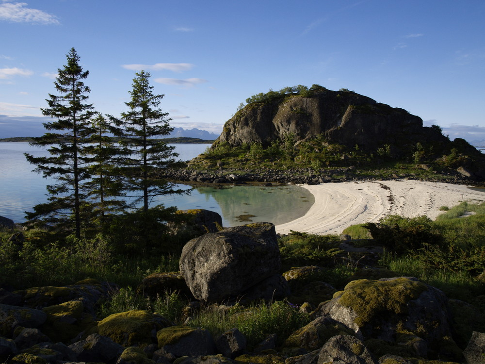 Aarsteinen, Vesteraalen, Norway