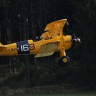 Ab in den Wald ... mit Boeing PT-17 Stearman