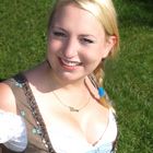 Ab zum Oktoberfest - Elena