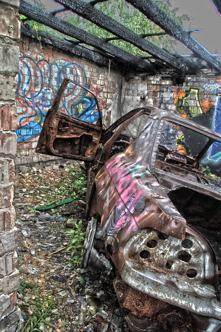 abandon car