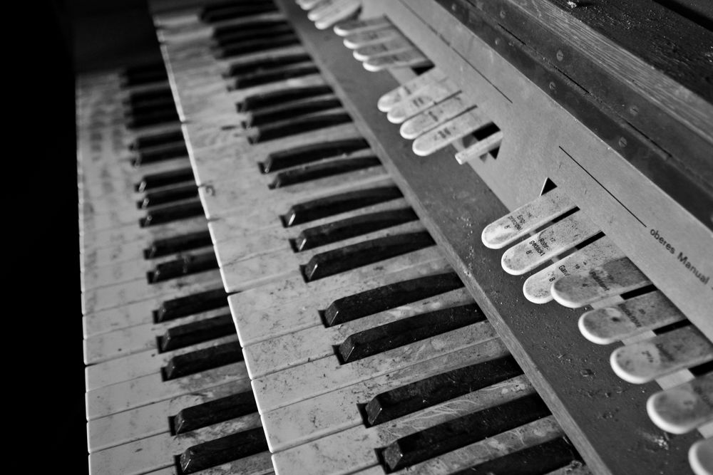 abandoned abbey #12 - dusty organ