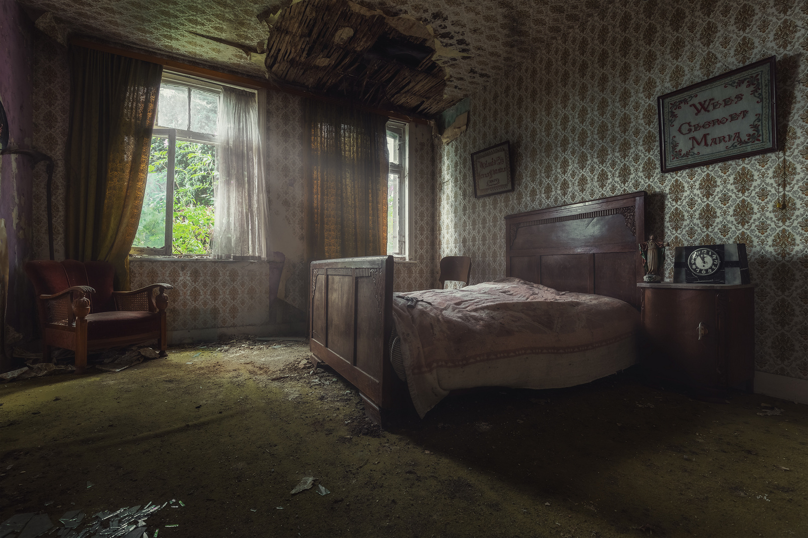 Abandoned Bedroom 