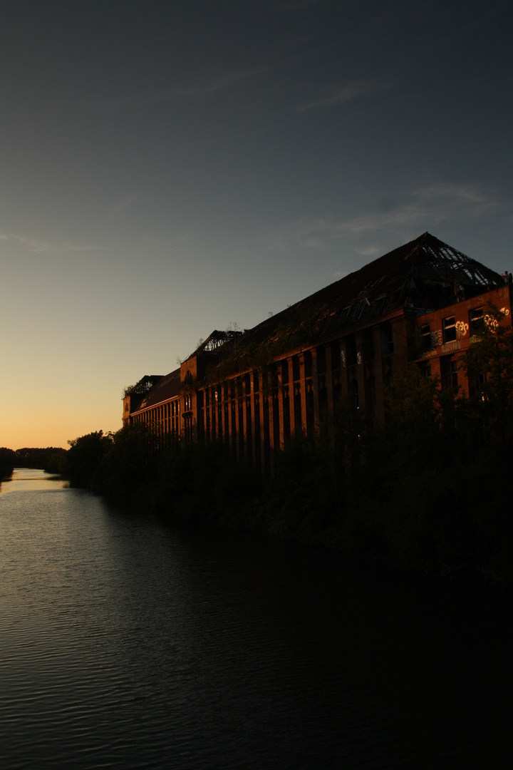 Abandoned factory and sunet -  Hannover